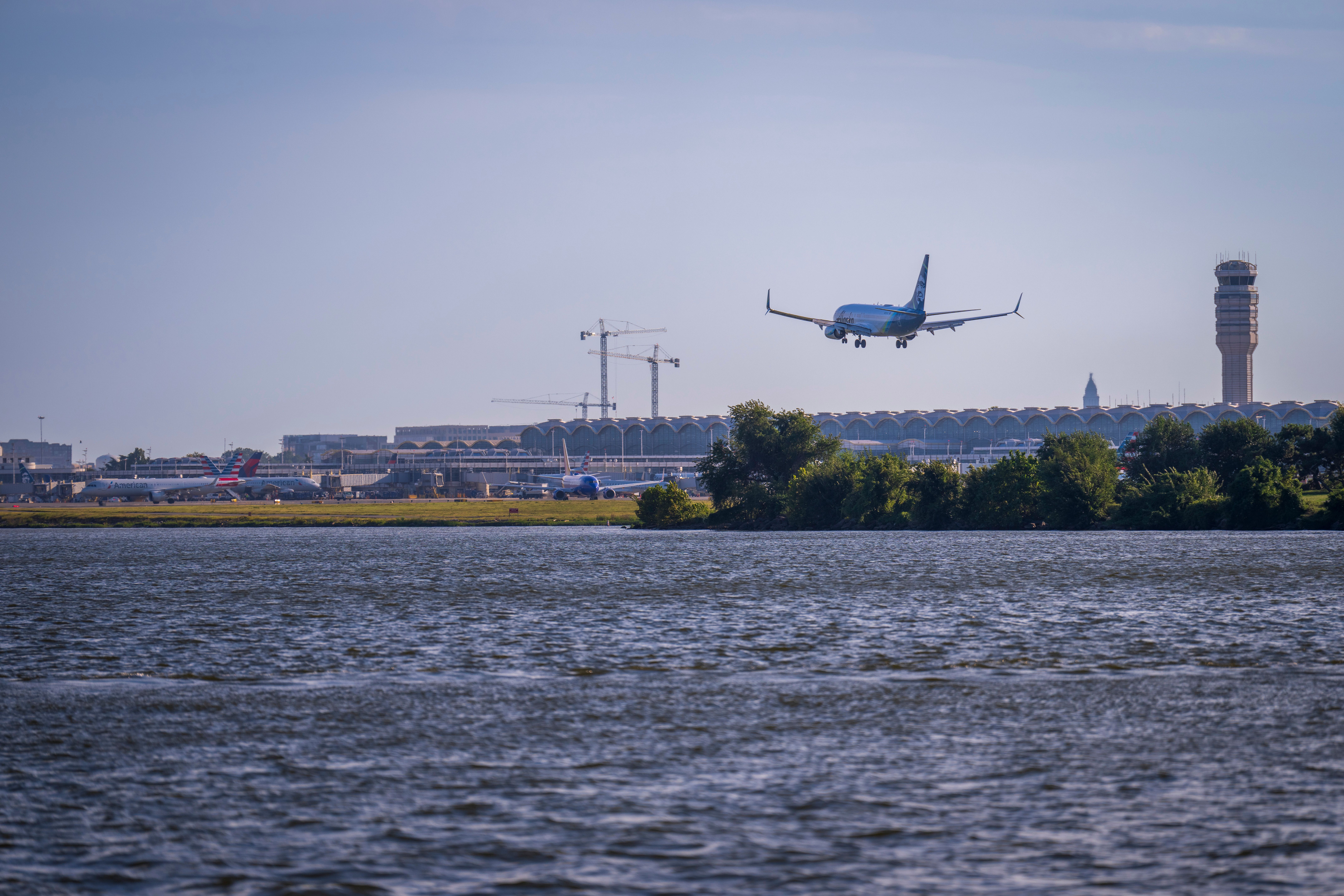 How Washington Travelers Recover Missed Connections in 2026