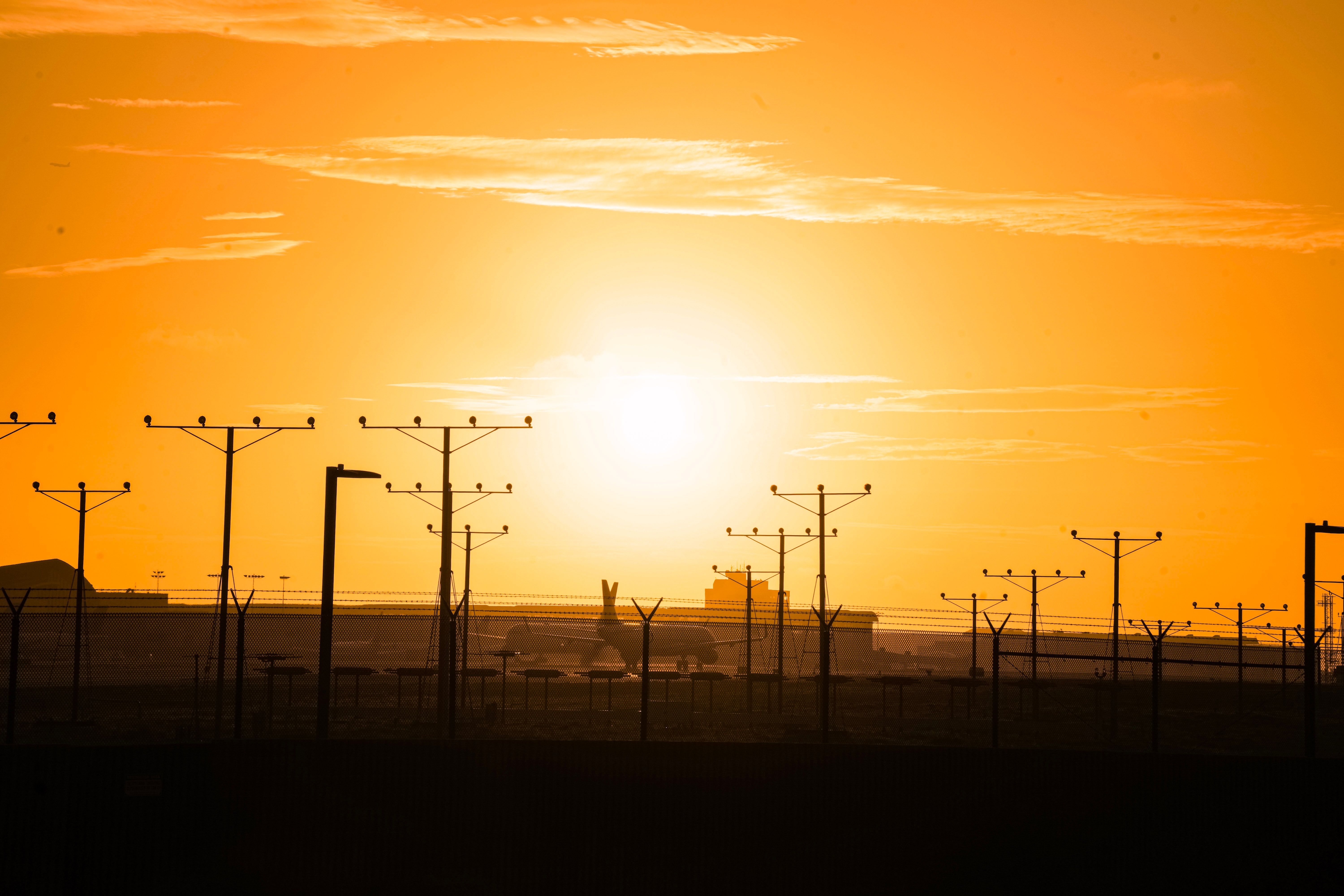 The 4-Hour Window That Triples LAX Delay Recoveries